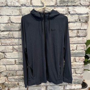 Mens Nike Dri-fit running jacket size L